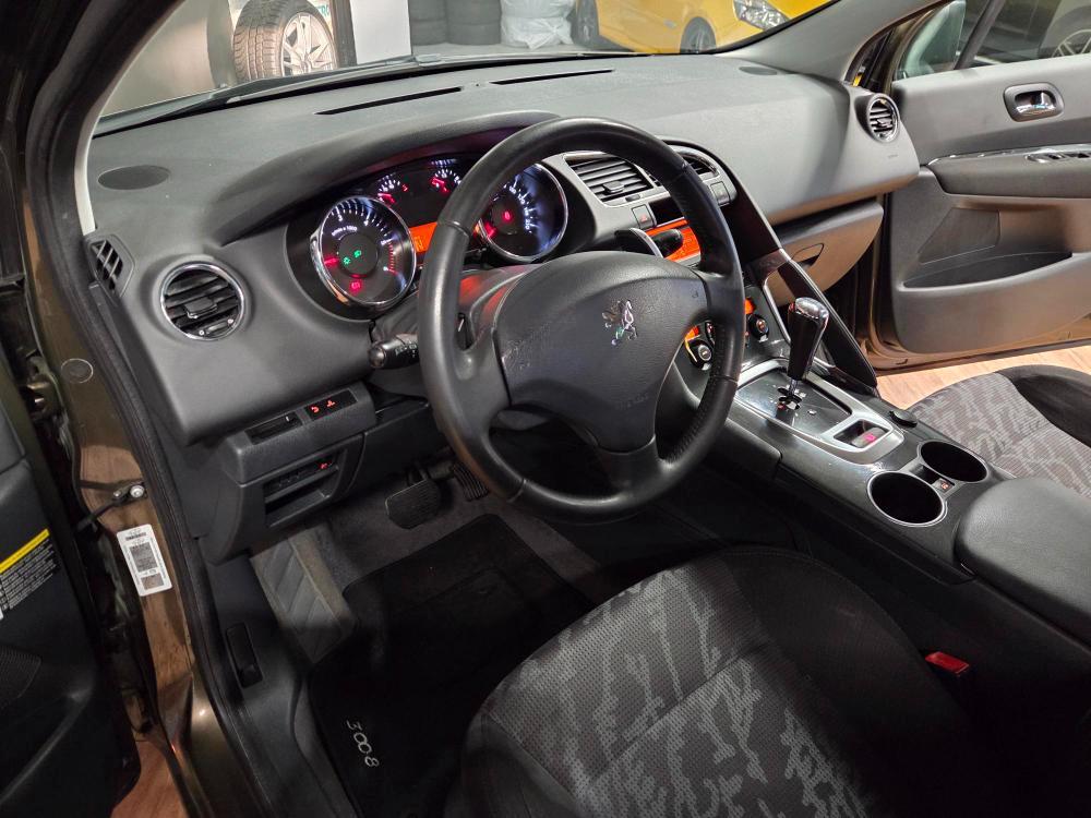 Peugeot 3008 1.6 hdi 16v Premium robot fap