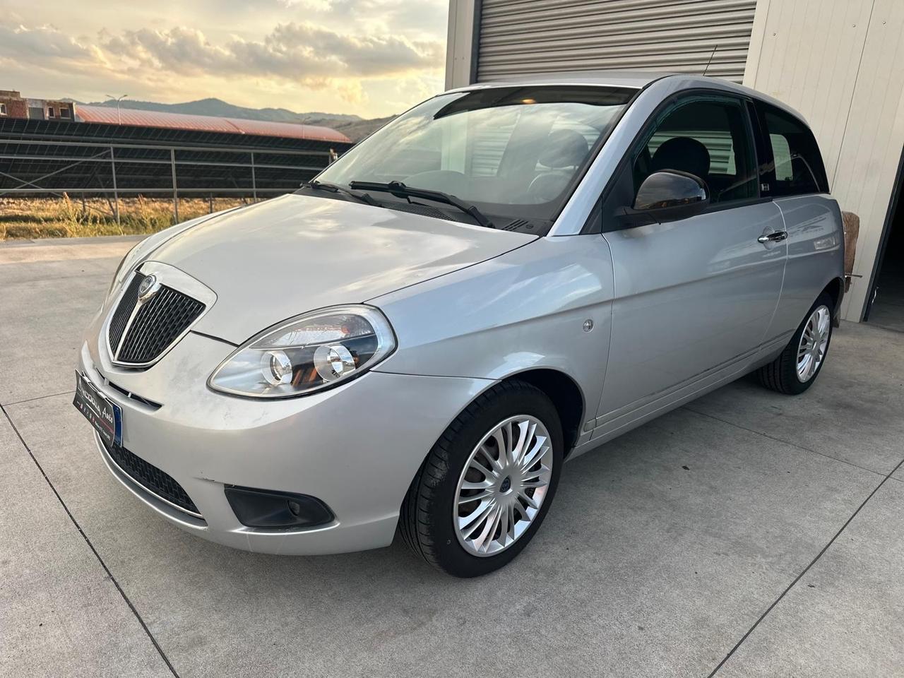 Lancia Ypsilon 1.2 69 CV Elle
