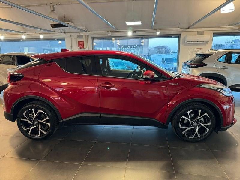 Toyota C-HR 1.8 Hybrid E-CVT Trend