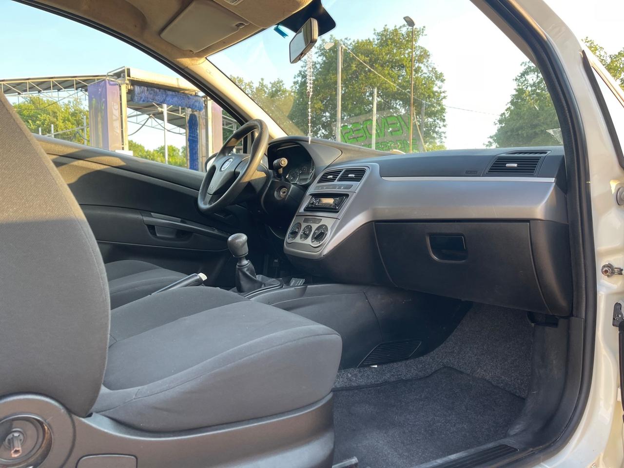 Fiat Punto 1.4 8V Natural Power 3 porte Van Pop 2 posti