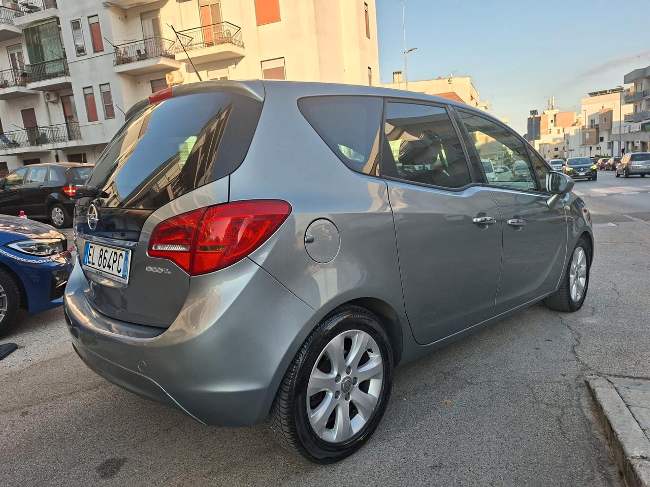 Opel Meriva 1.3 CDTI 95CV ecoFLEX Cosmo * Pelle * Garantita 12 Mesi