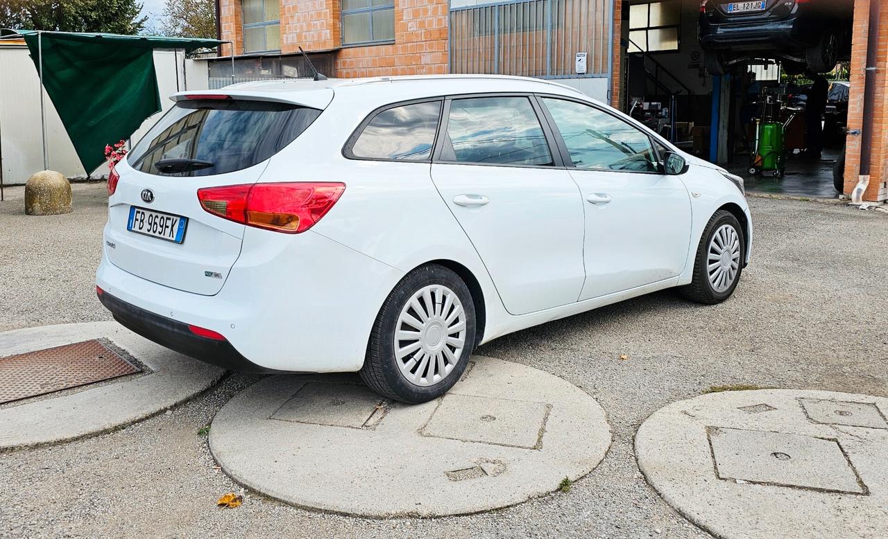 Kia Ceed cee'd 1.4 ECO GPL SW Cool