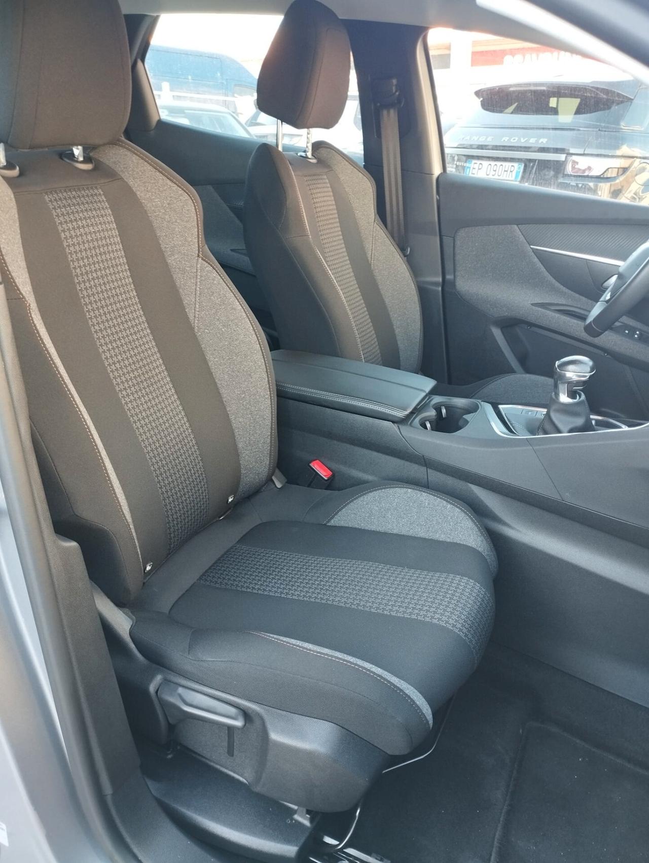 Peugeot 3008 BlueHDi 130 S&S Active Pack