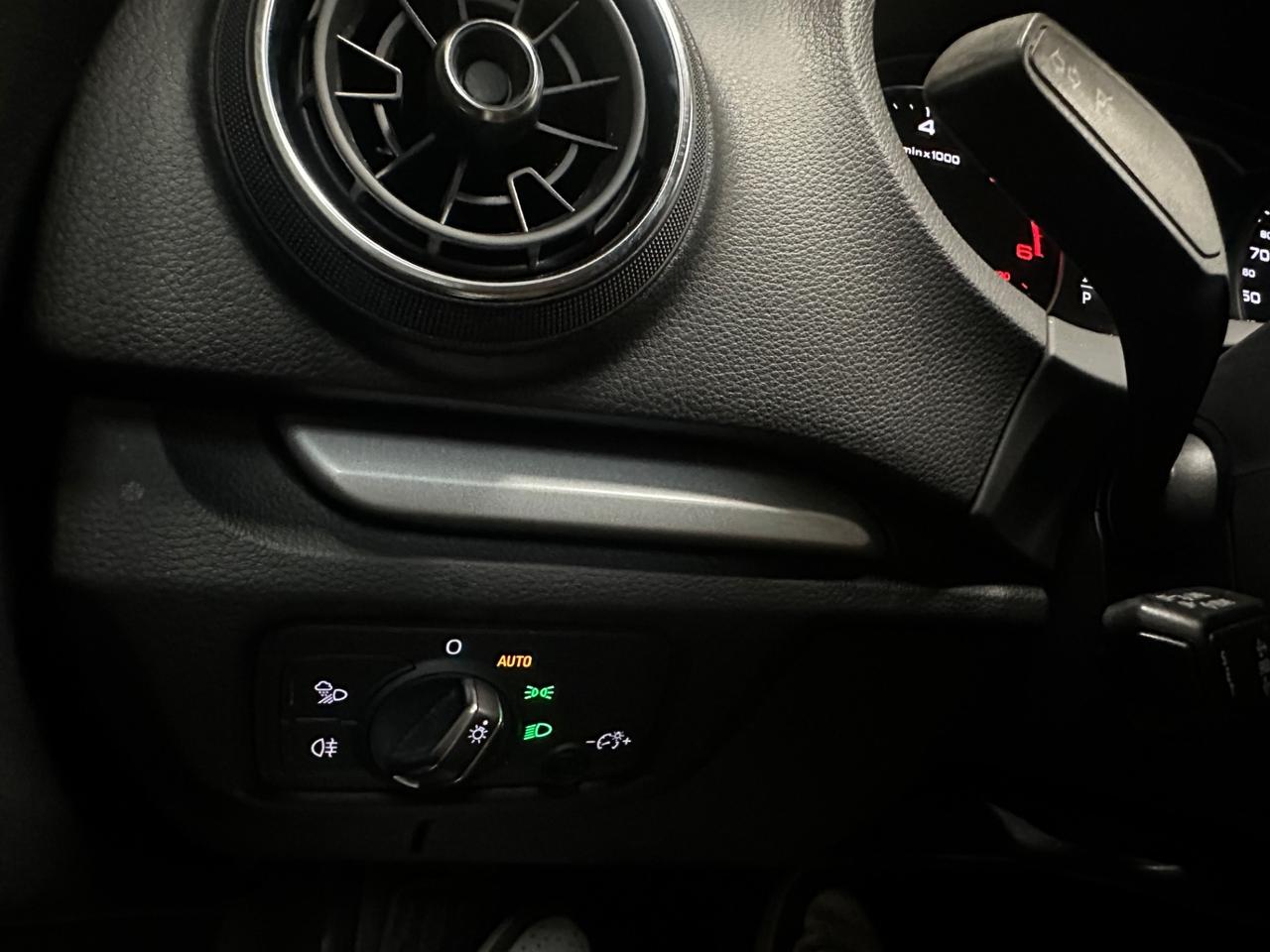 Audi A3 1.6 TDI 116 CV S tronic Design