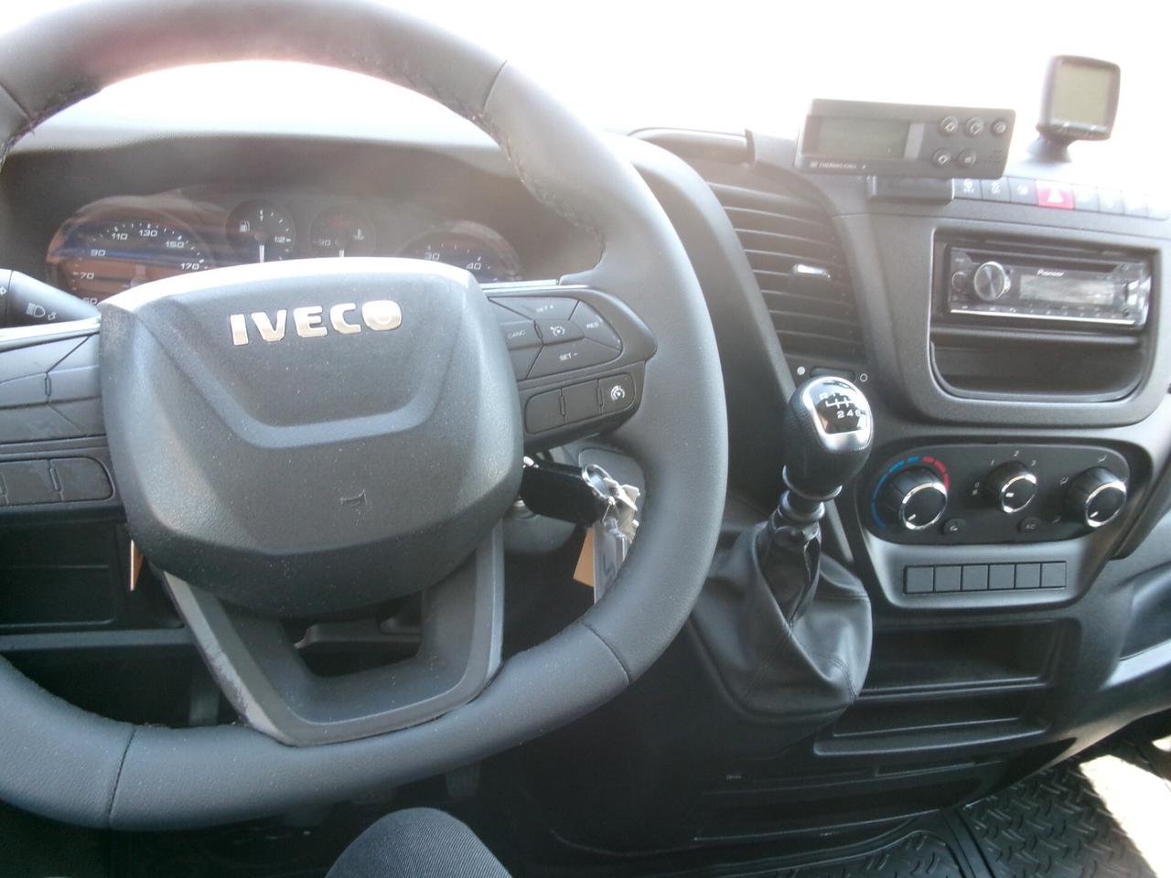 Iveco Daily 35C16 3000 160CV E6 FRIGO ATP FRCX -20° 01/2029 7 PEDANE