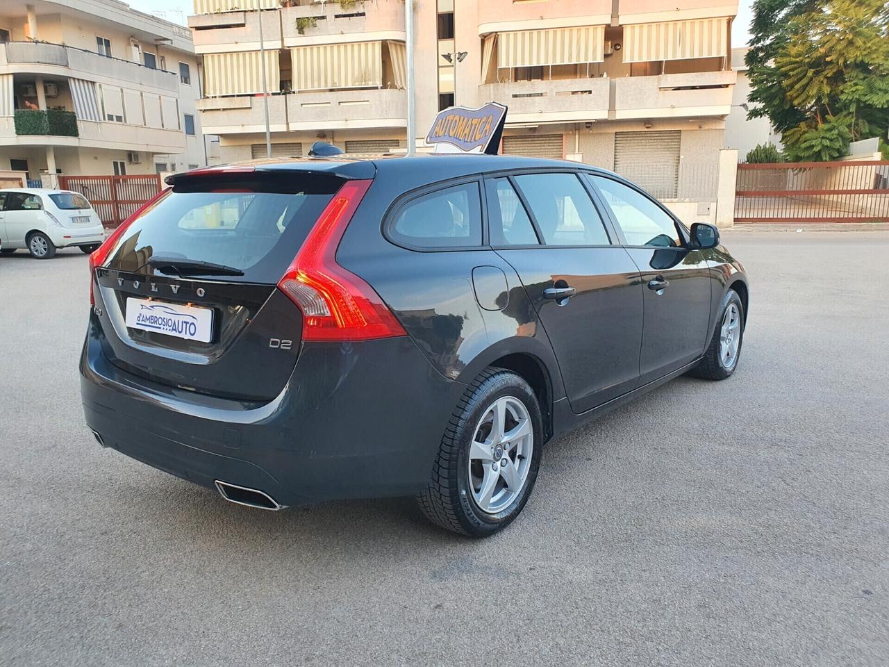 Volvo V60 D2 Geartronic 2.0d 120cv Dinamyc Edition