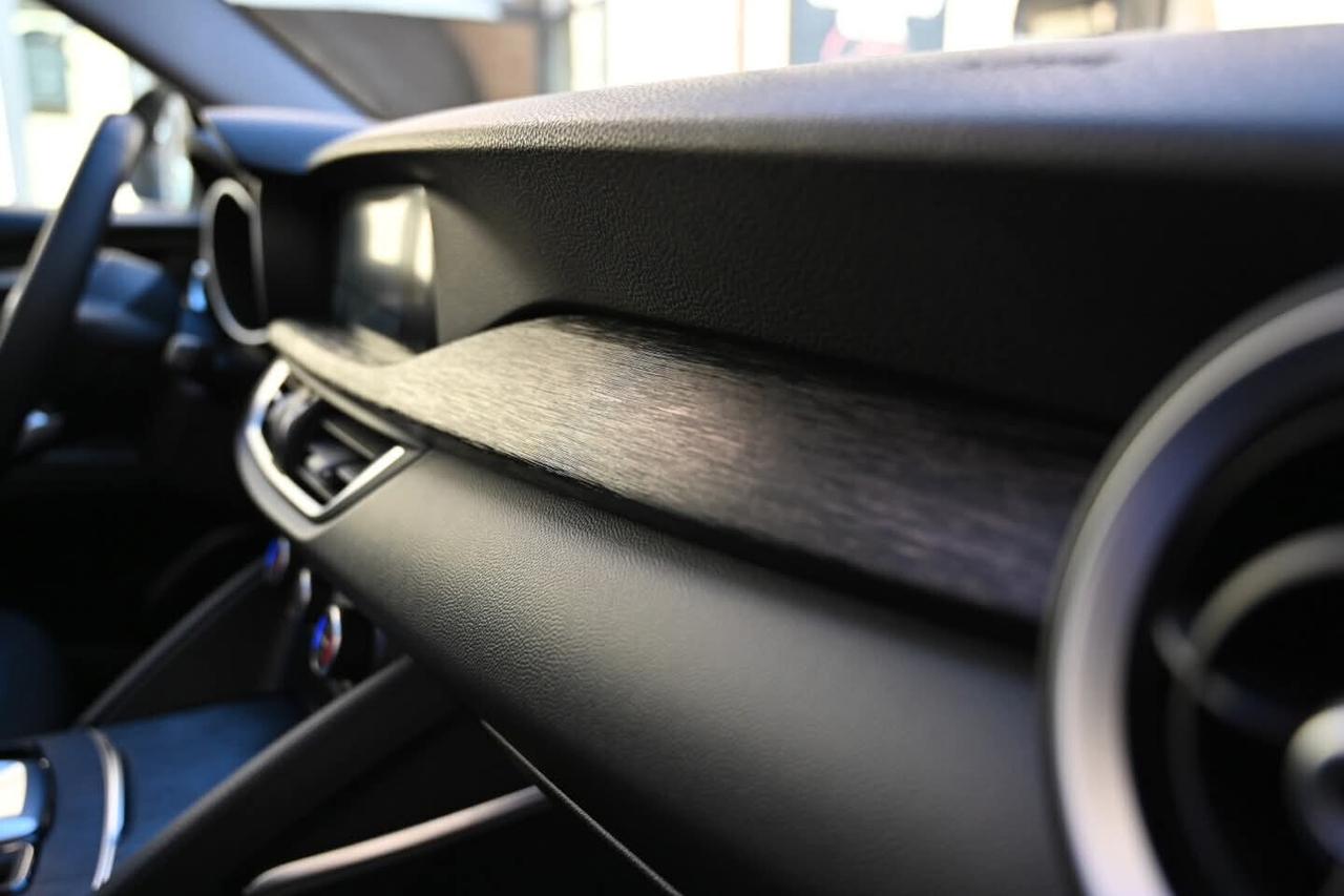 Alfa Romeo Stelvio 2.2 Turbodiesel 190 CV AT8 Q4 Tetto