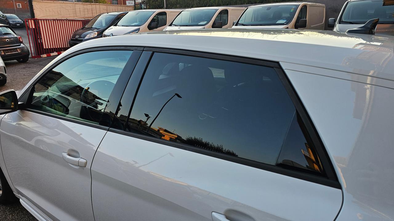 AUDI A1 SPB 30 TFSI S line INTERNO+ESTERNO LED NAV TAGL UFF