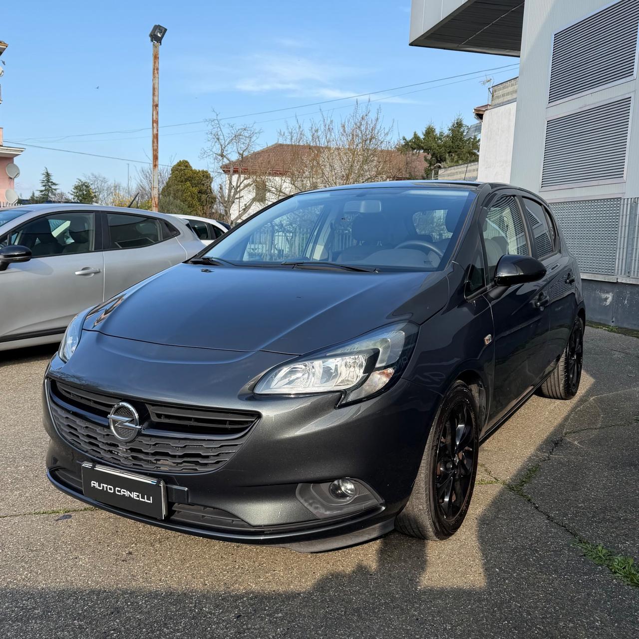 Opel Corsa 1.2 5 porte b-Color NEOPATENTATI