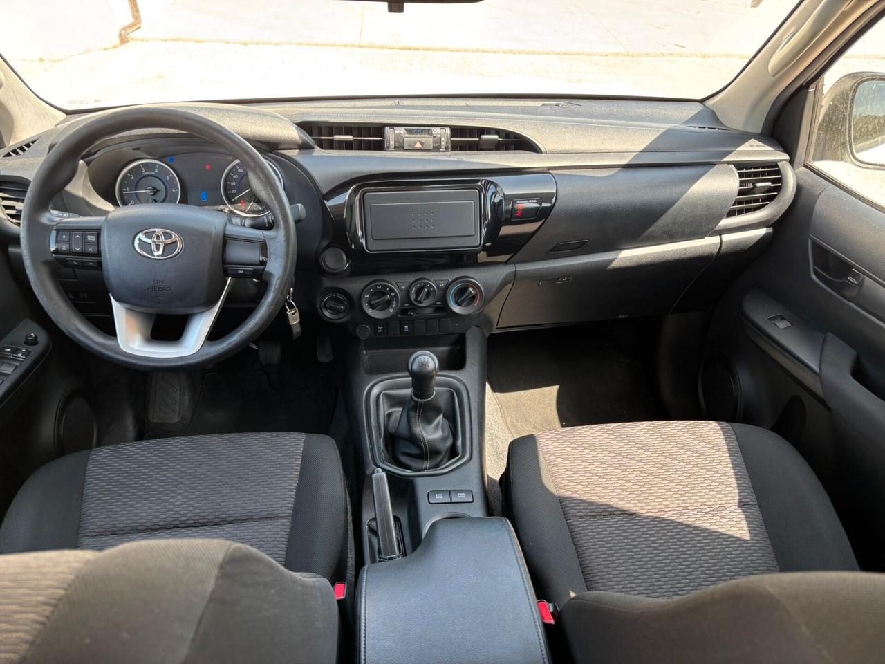 Toyota Hilux 2.4 D-4D 4WD 4 porte Double Cab Comfort