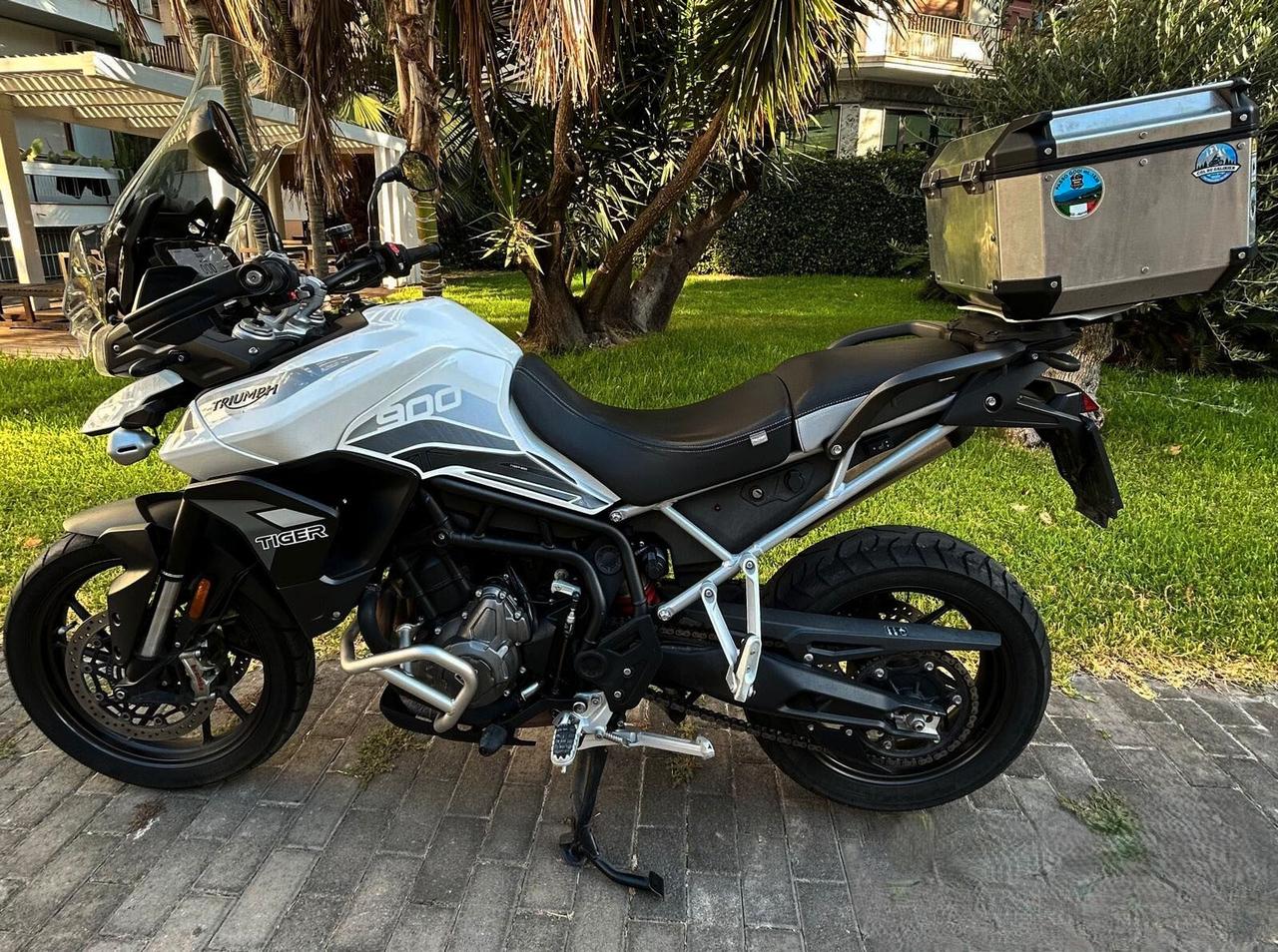 Triumph Tiger 900 GT Pro