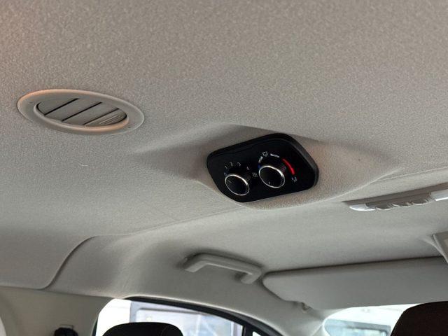 FORD Transit Custom 320 2.0 EcoBlue 130 PC Combi Trend