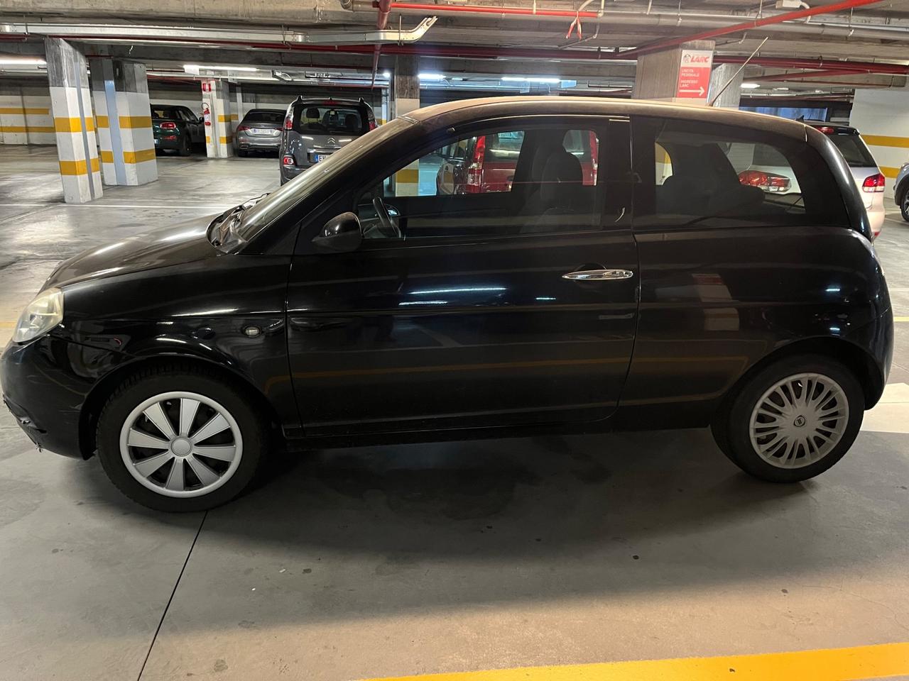 Lancia Ypsilon 1.2 Platino