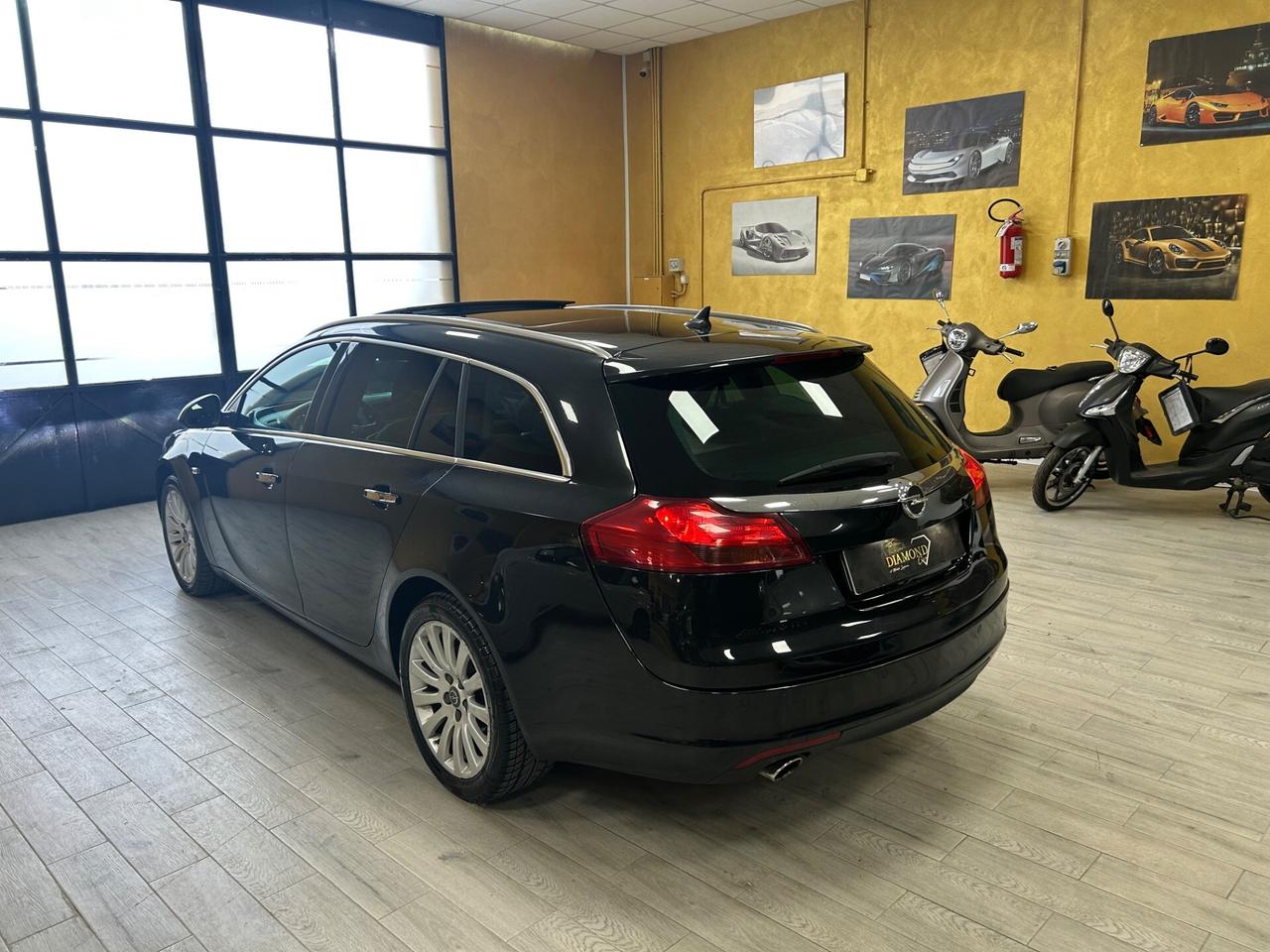 OPEL INSIGNIA 2.0Cdti 160 cv “X COMMERCIANTI”-2010