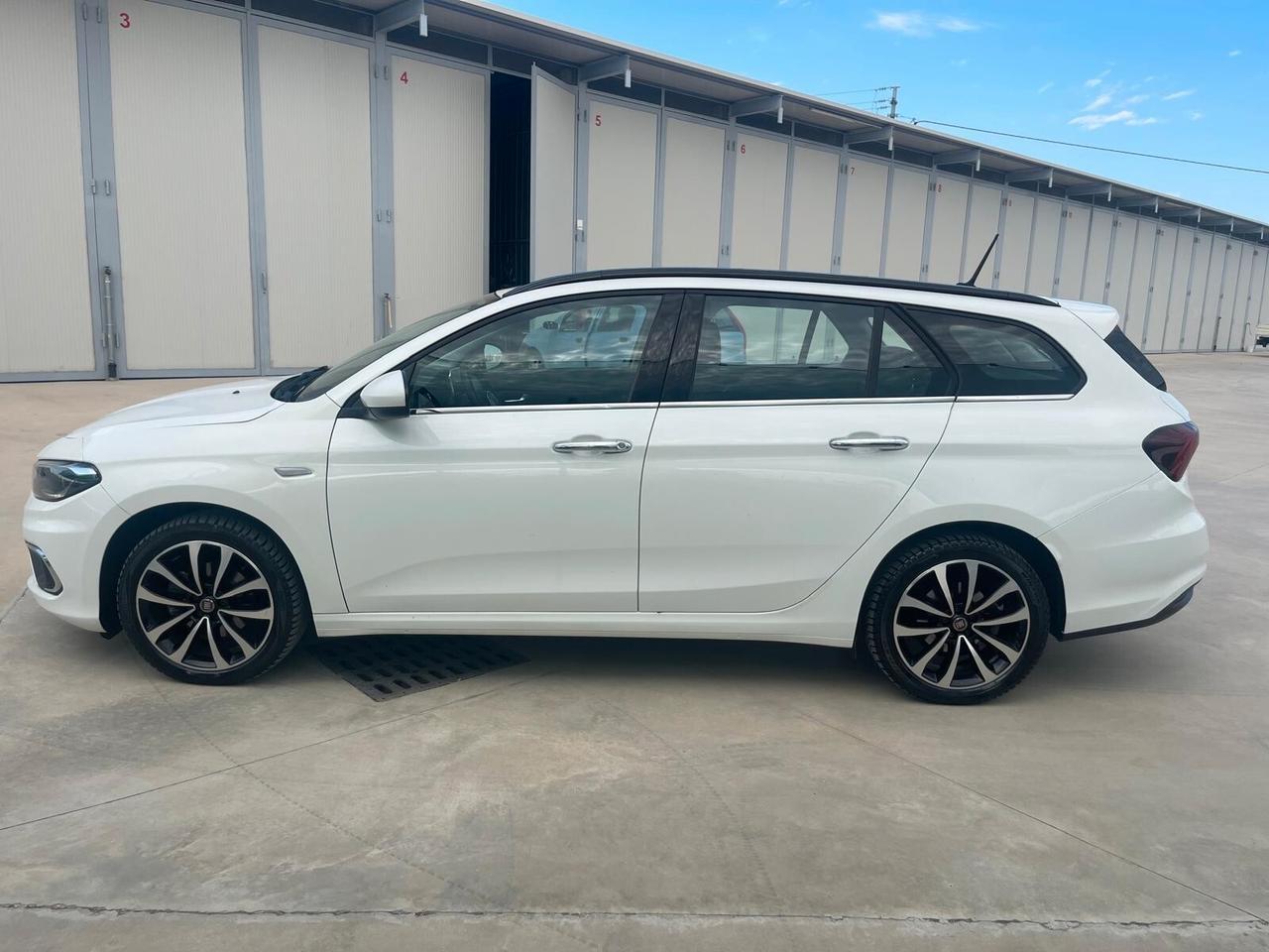Fiat Tipo 1.6 Mjt S&S SW Lounge