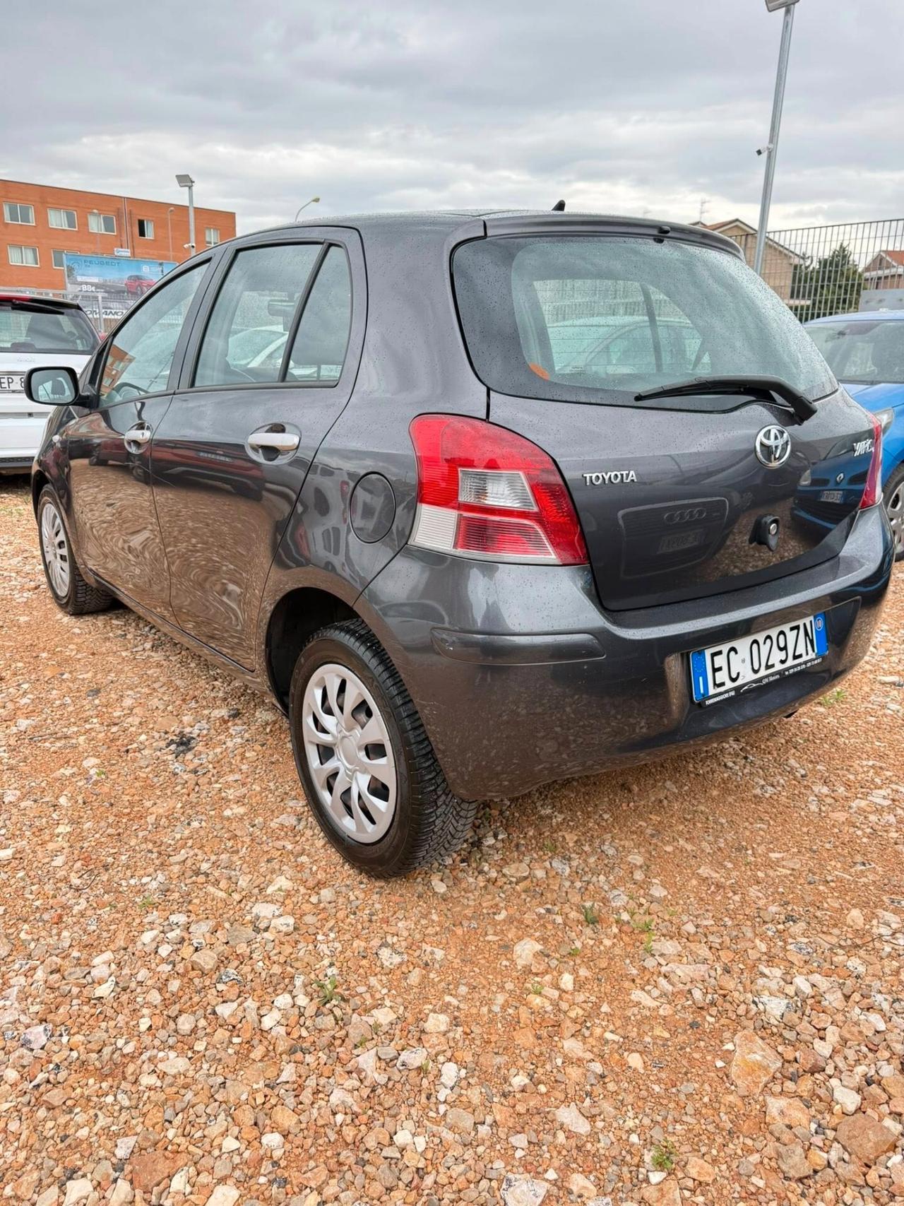 Toyota Yaris 1.3 5 porte Sol
