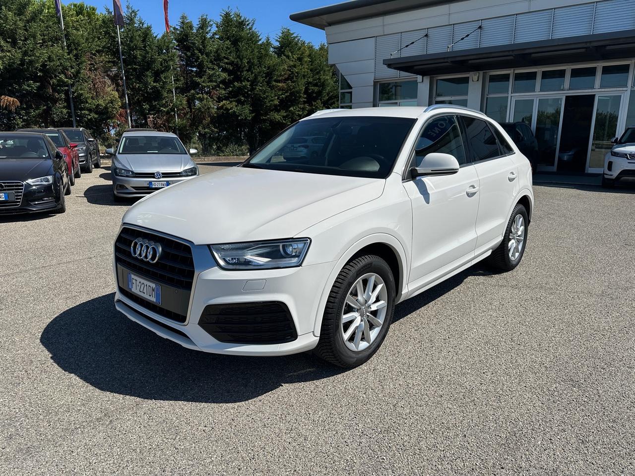 Audi Q3 2.0 TDI 120 CV Business - 2018
