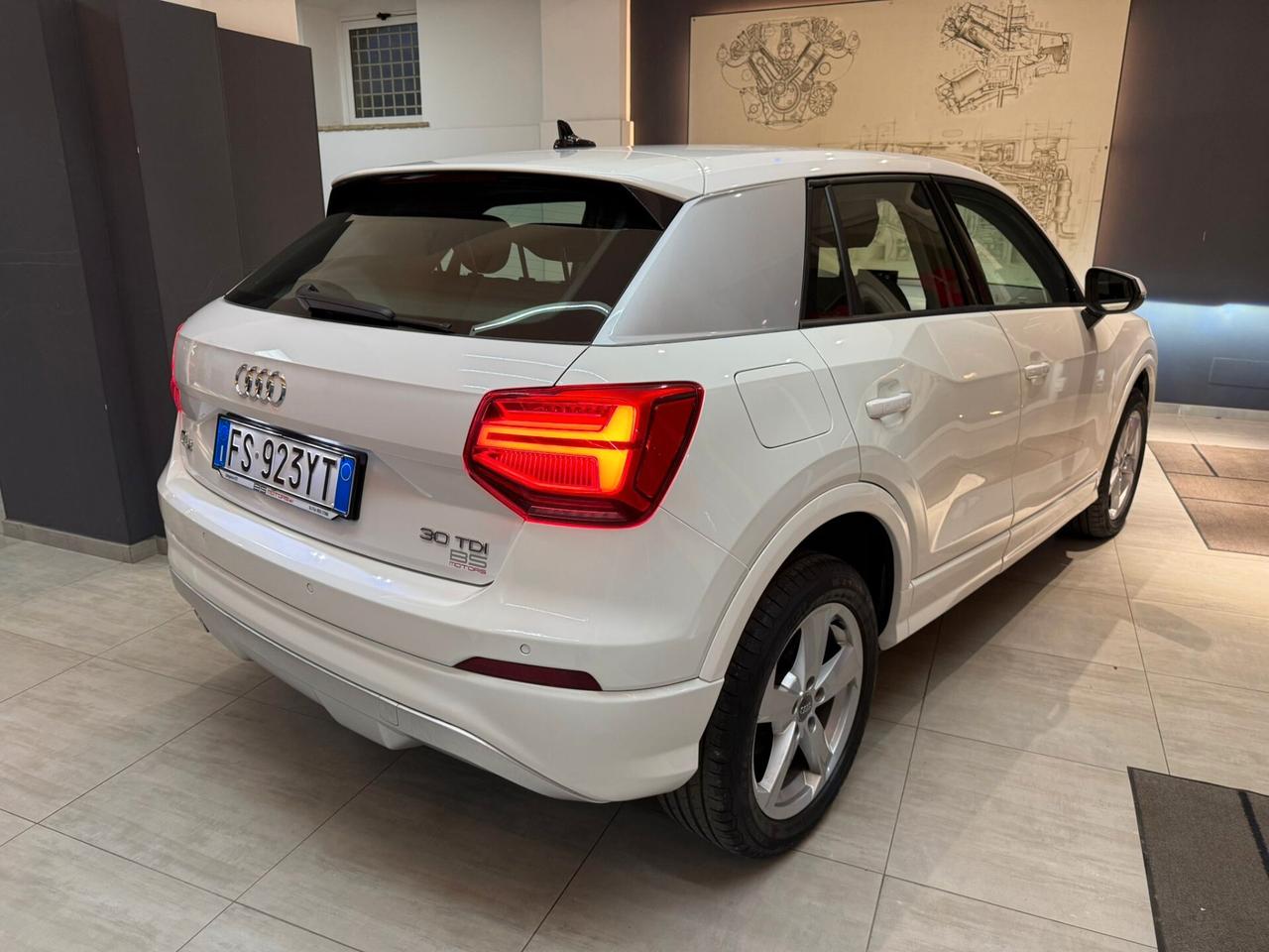 Audi Q2 30 1.6 TDI 116cv S tronic Admired S-LINE
