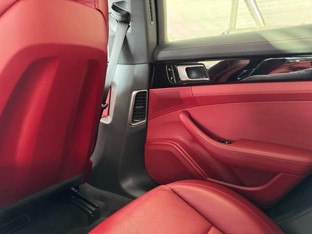 PORSCHE Panamera 3.0i 4 330cv (Tetto/PelleCartier/APP/Navi/Retro)