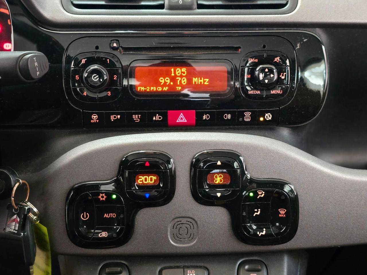 FIAT PANDA TREKKING 1.3 M-JET 4X4 2014 PARI AL NUOVO