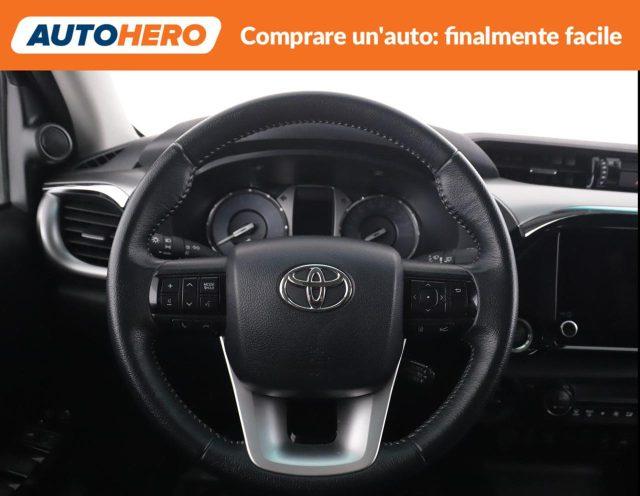 TOYOTA Hilux 2.8 D-4D A/T 4WD 48V 4 porte Double Cab Executive