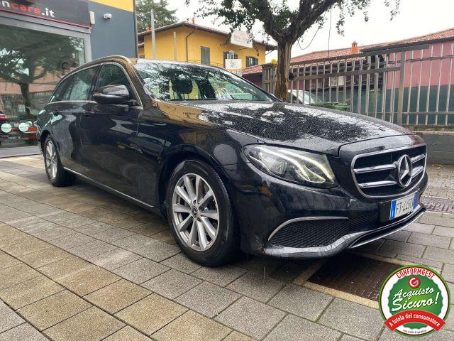 MERCEDES-BENZ E 220 d Exclusive 4matic auto