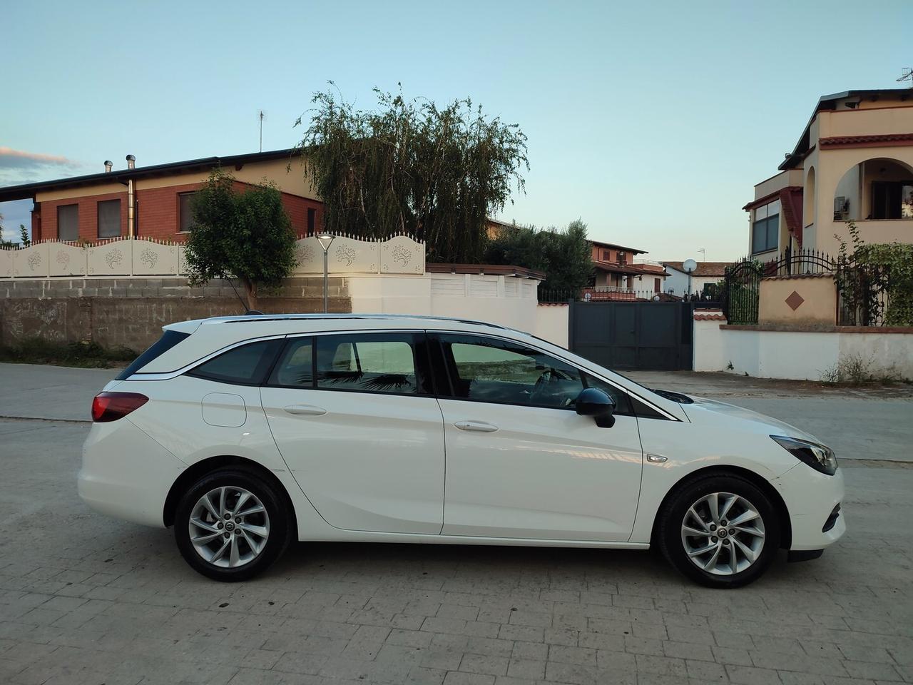 Opel Astra STW 1.5 CDTI 122CV TELECAMERA NAVIGATORE PELLE MIX