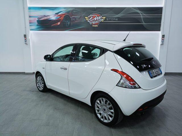LANCIA Ypsilon 1.2 69 CV 5 porte Gold