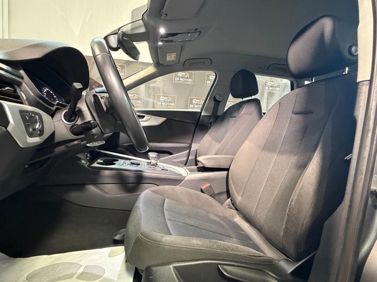 Audi A4 Avant 35 TDI S tronic Business Sport