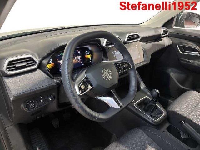 MG ZS NEW 1.5L MT Standard Benzina - British Green - Te