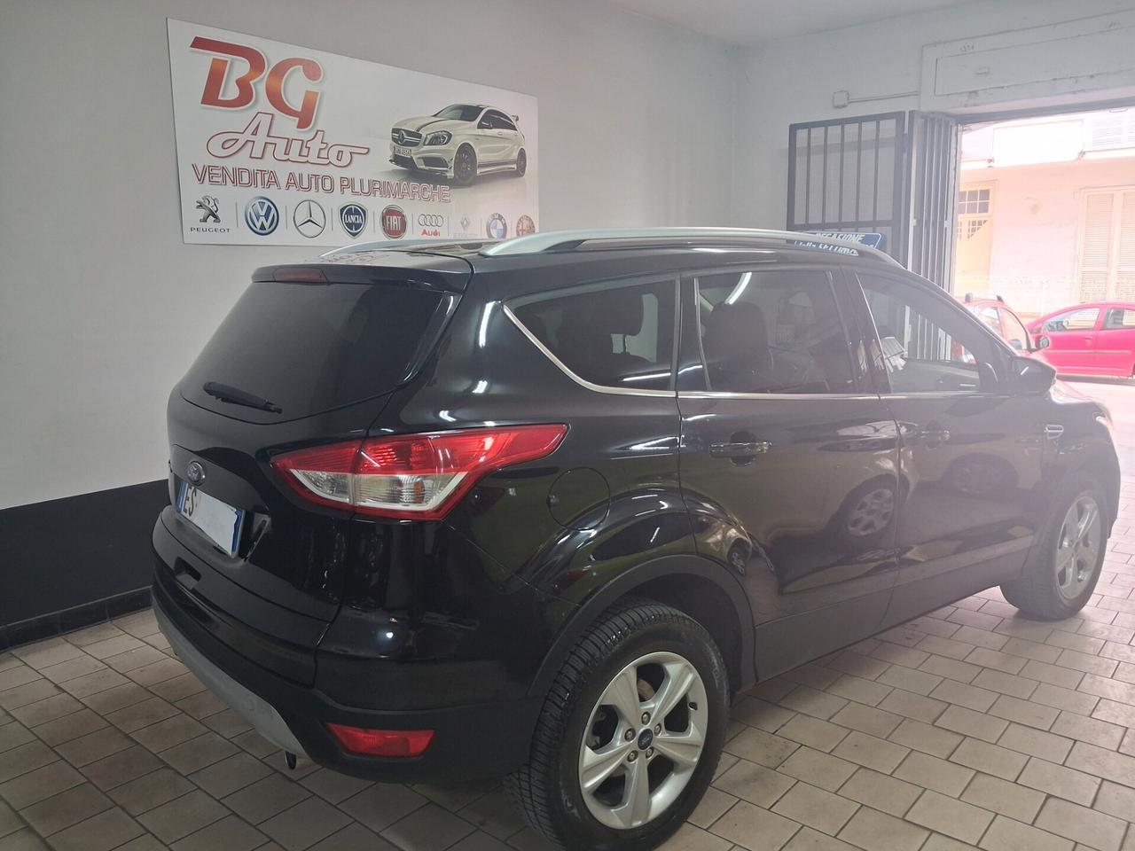 Ford Kuga 2.0 TDCi 140 CV Titanium unico prop 2013