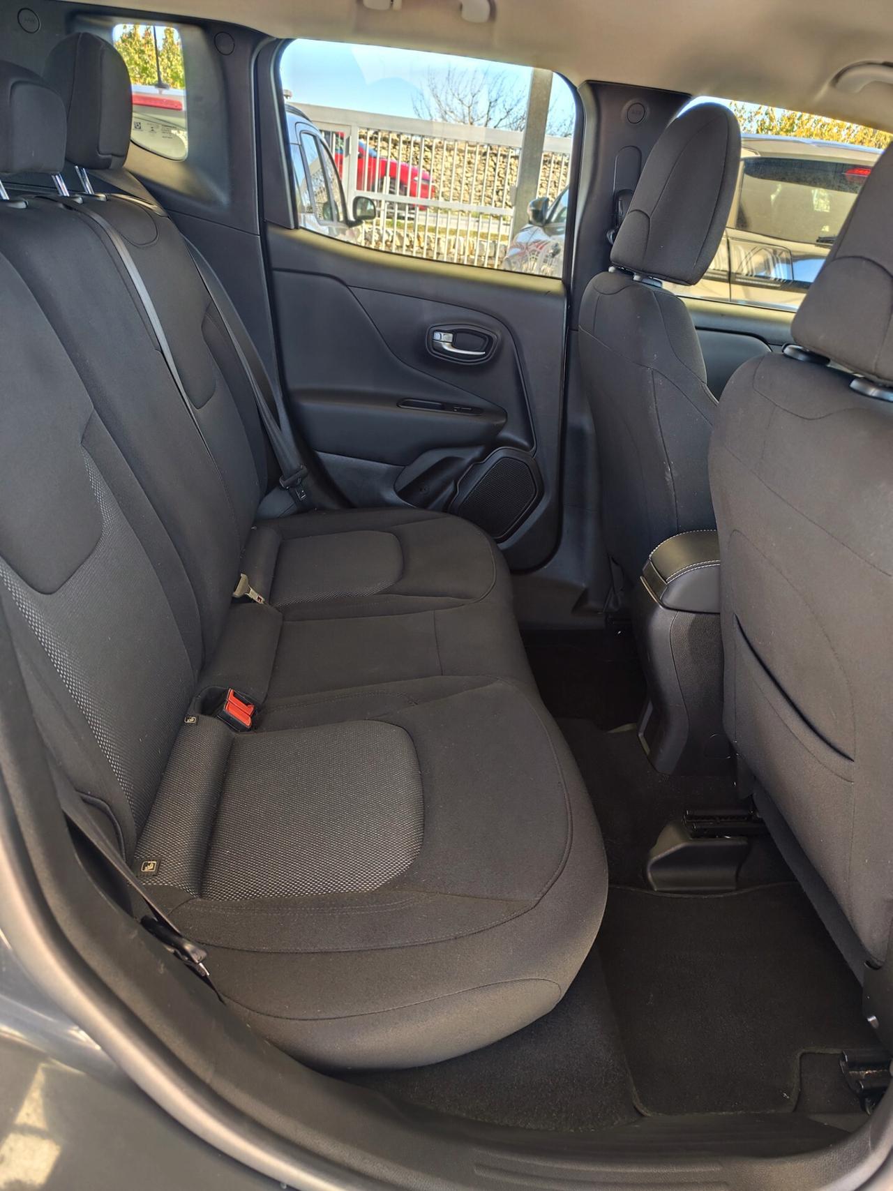 Jeep Renegade 1.6 Mjt 130 CV Longitude