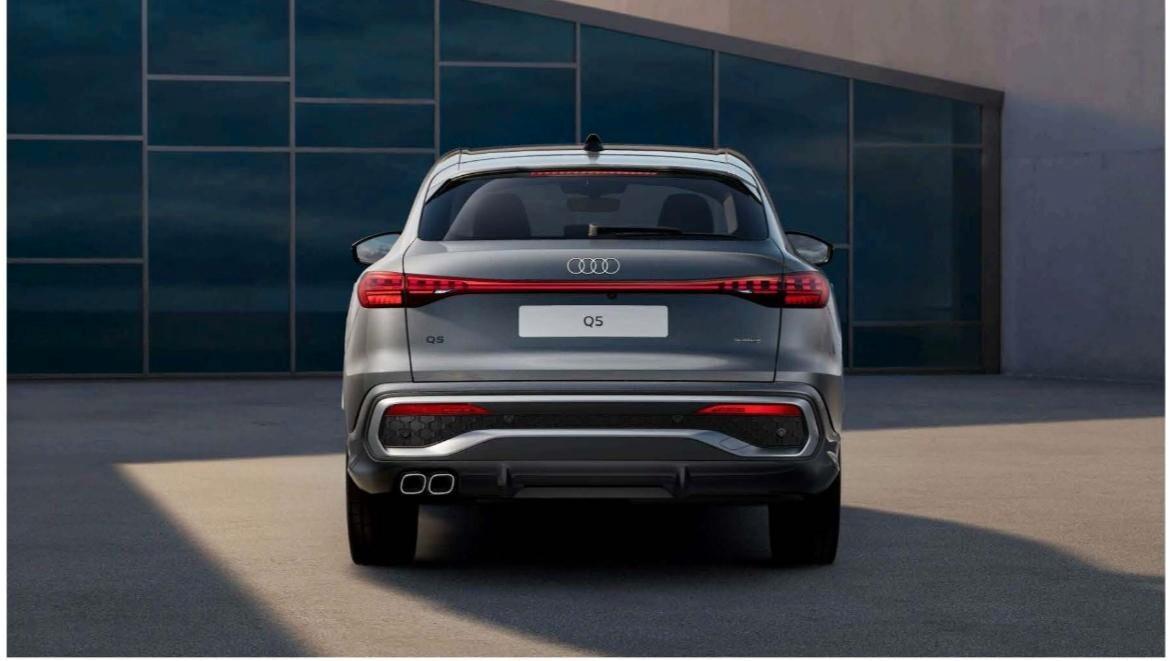 Audi Q5 SPB 40 TDI quattro S tronic line Int+Ext Grigio Daytona km O