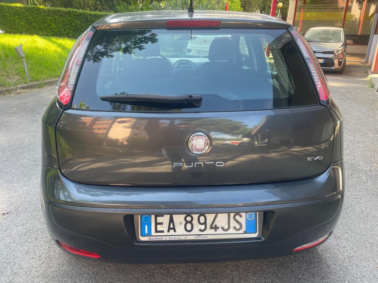 Fiat Punto Evo 1.2 benzina per neo pat pronta al uso