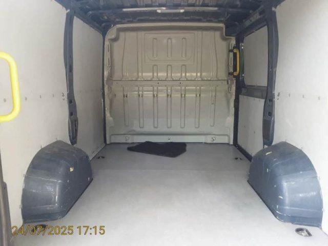 PEUGEOT Boxer Furgone 330 2.2 BlueHDi 120cv L1H1 PC-TN Retrocam