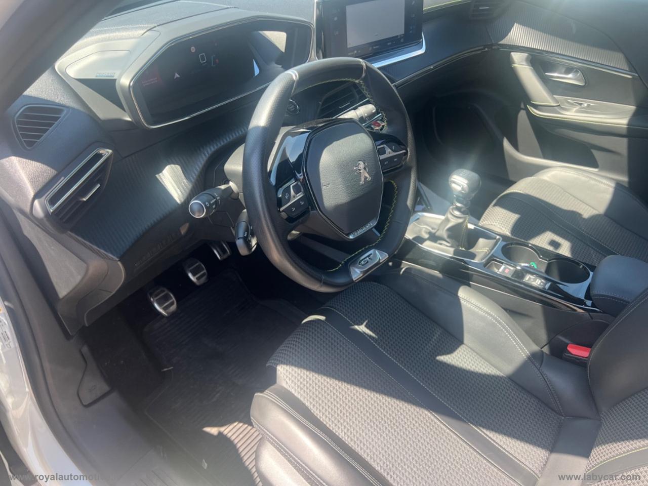 PEUGEOT 2008 BlueHDi 100 S&S GT Line