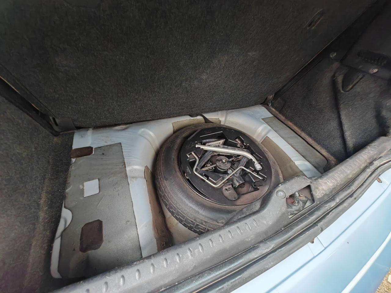 Lancia Ypsilon 1.3 diesel 02/2006 cv70