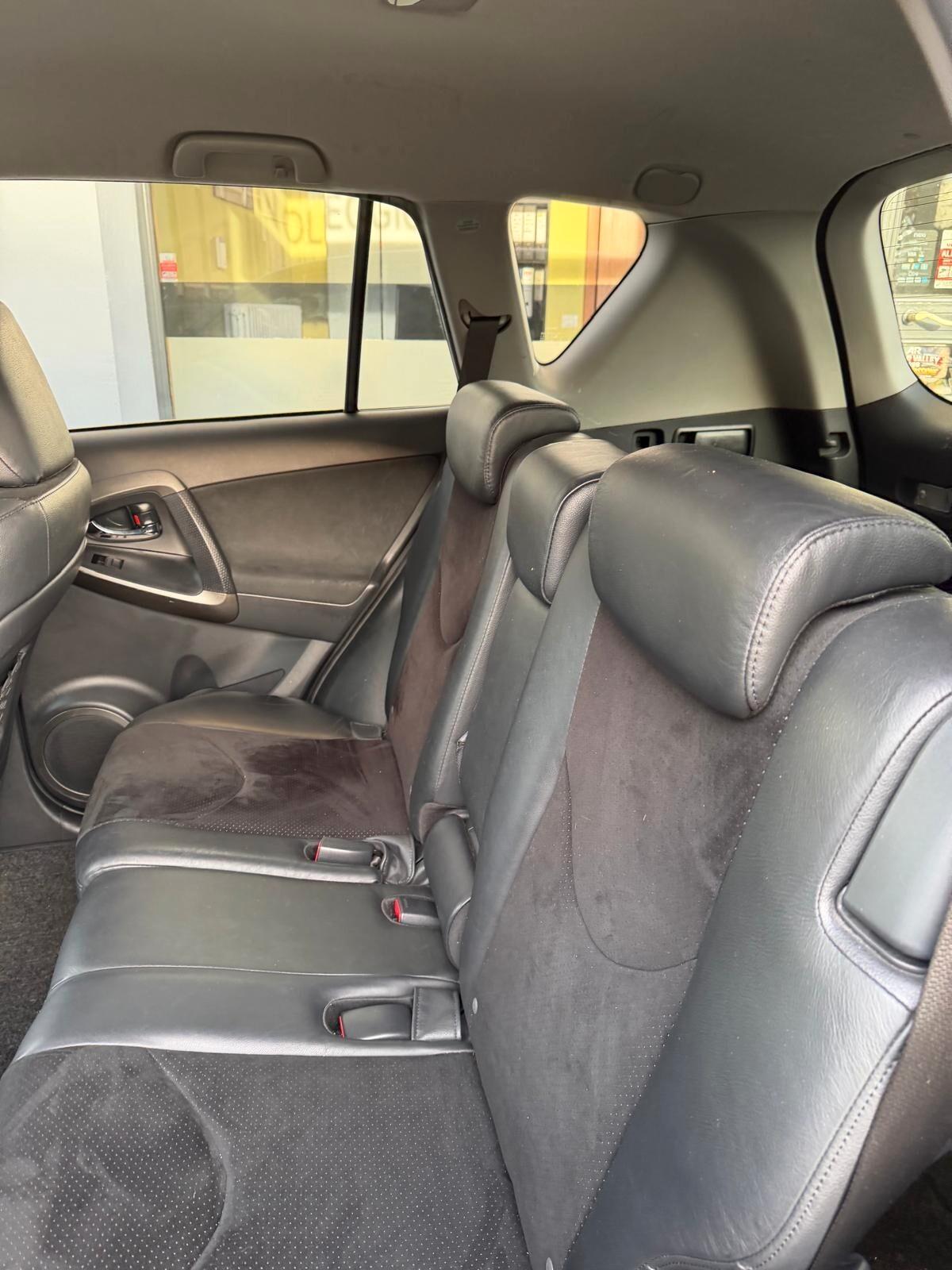 Toyota RAV 4 Crossover 2.2 D-CAT A/T 150CV