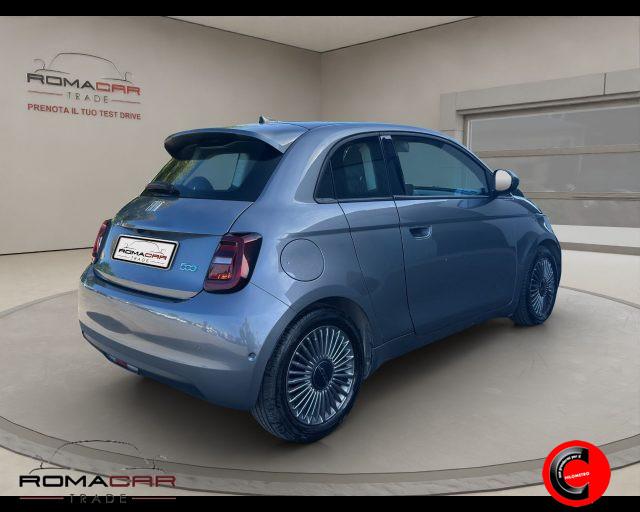 FIAT 500e 3+1 42 kWh Icon
