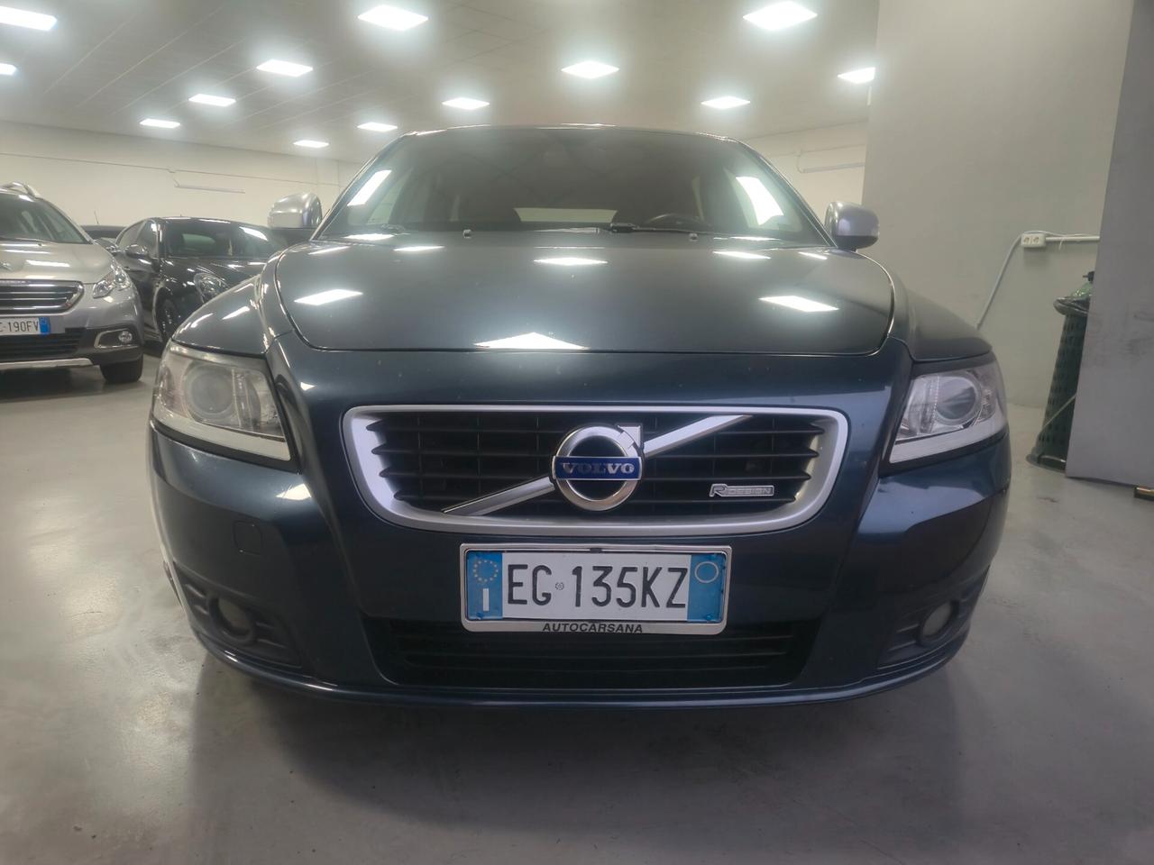 Volvo V50 D2 R-design