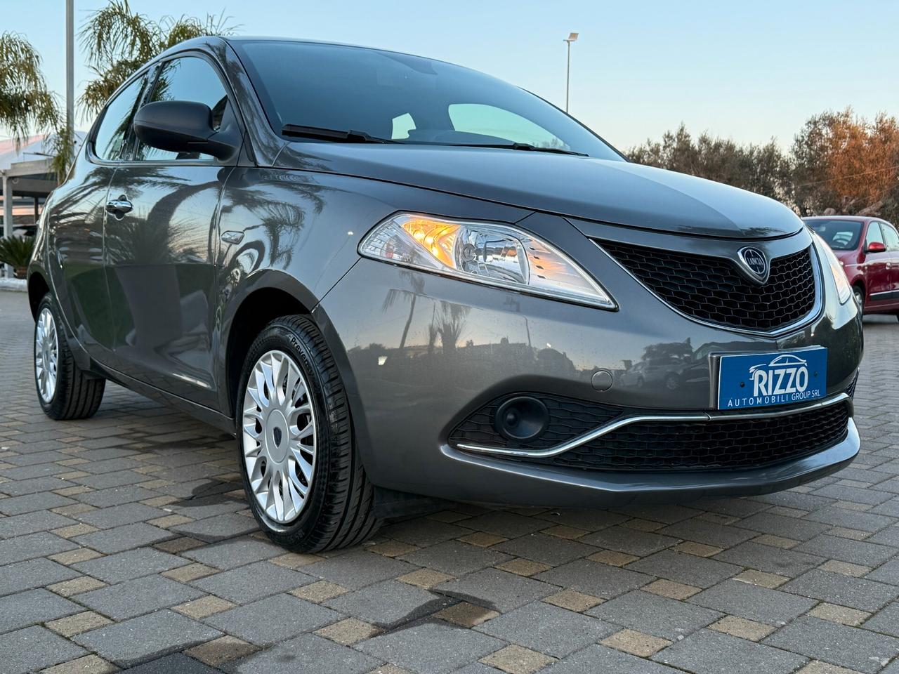 Lancia Ypsilon 1.2 69 CV 5 porte Gold 69000KM