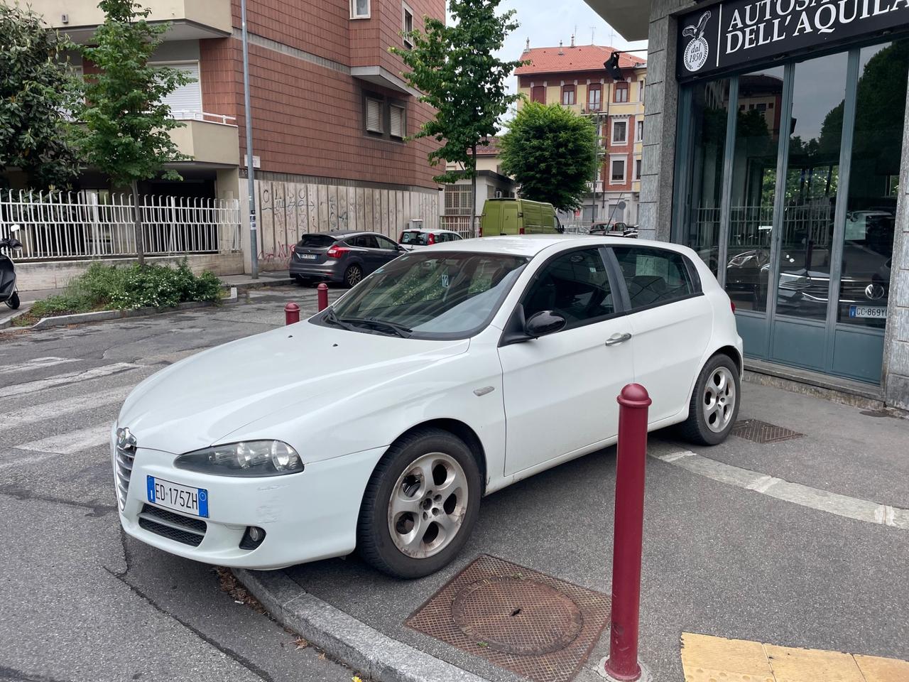 Alfa Romeo 147 1.6 16V 5p/1PROP/GARANZIA 12 MESI