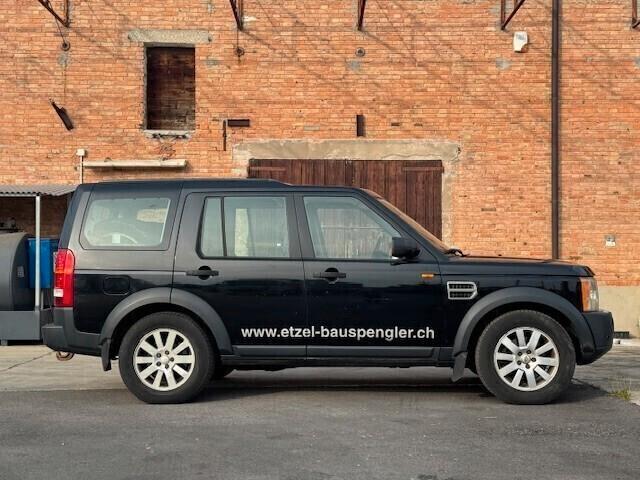 Land Rover Discovery 3 4.4 V8 HSE (VEICOLO SOLO PER COMMERCIANTI)