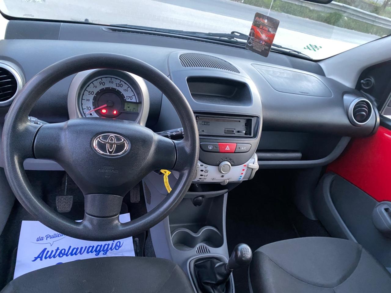 Toyota Aygo 1.0 12V VVT-i 3 porte