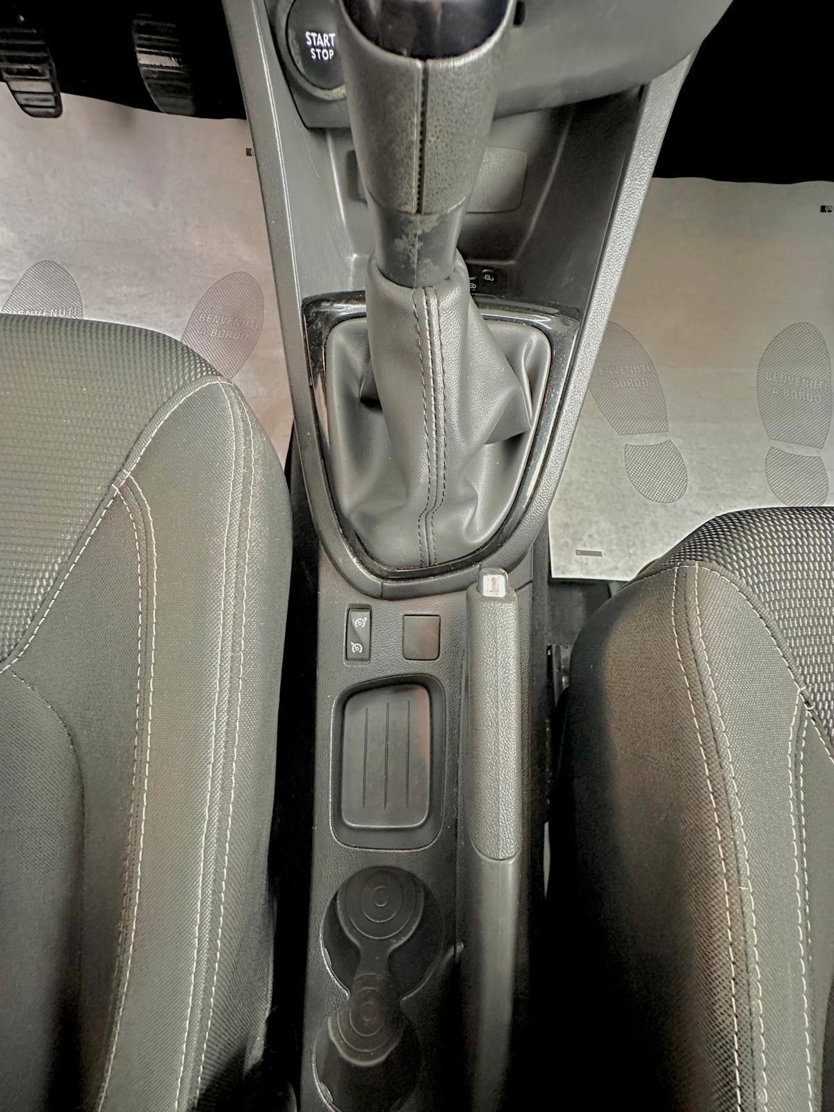 Renault Clio DUEL2 NEOPATENTATI