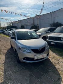 Lancia Ypsilon 1.0 Hybrid 2021