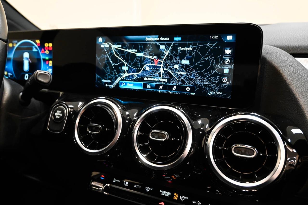 MERCEDES GLA (H247) GLA 250 e EQ-Power...