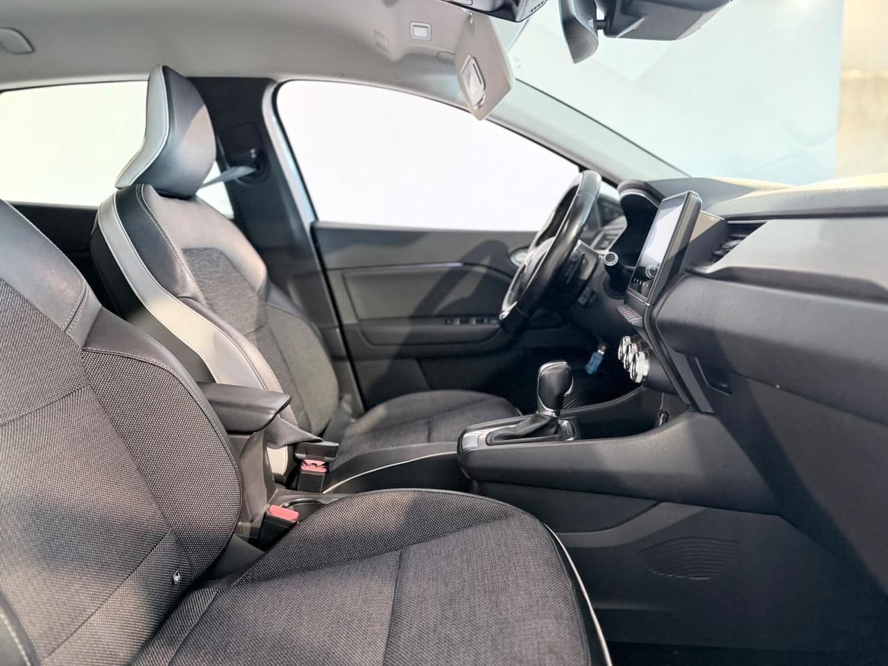 RENAULT CAPTUR CAMBIO AUTOMATICO INTENS 130CV