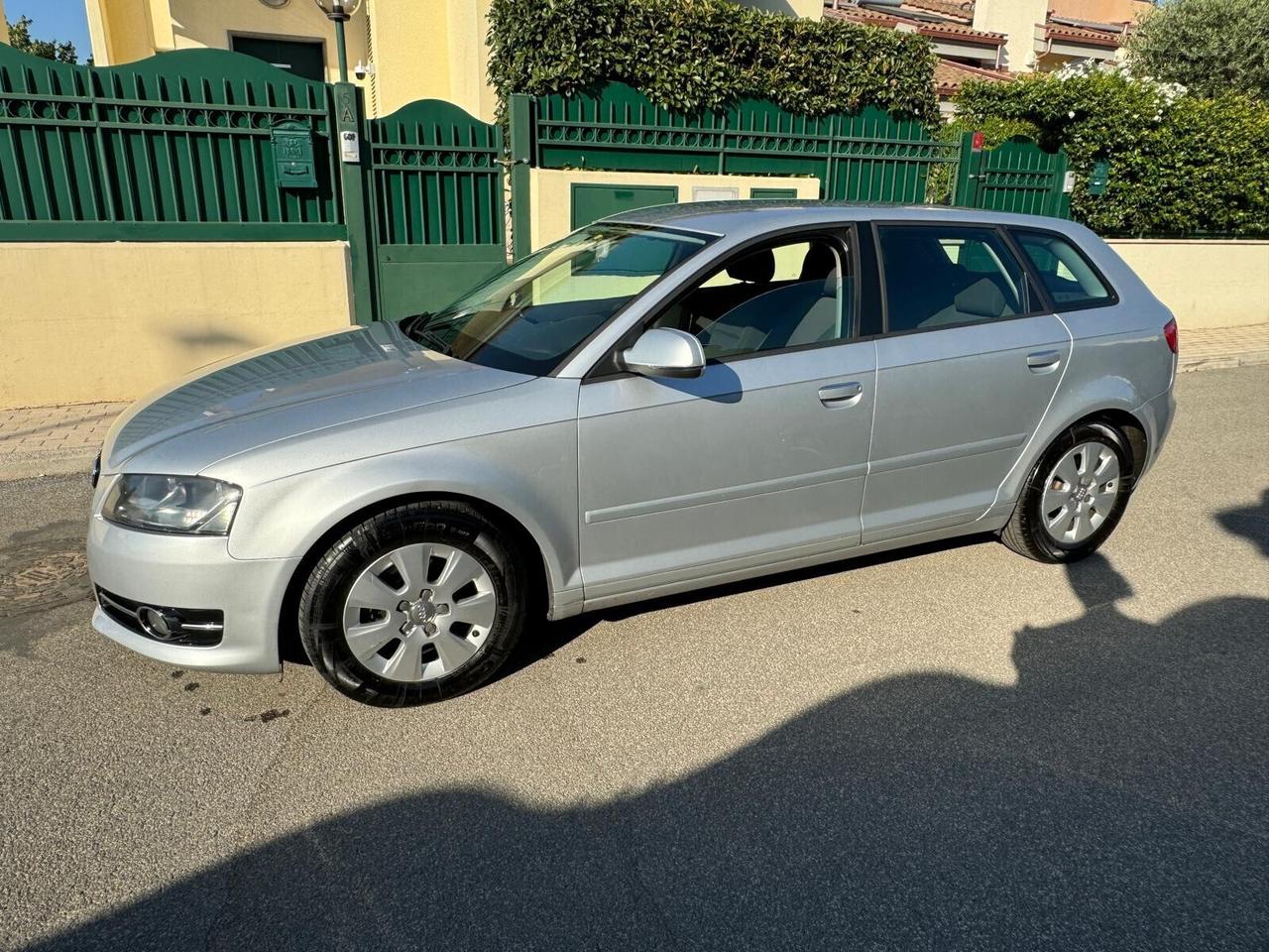 Audi A3 SPB 1.6 TDI 105 CV CR Attraction