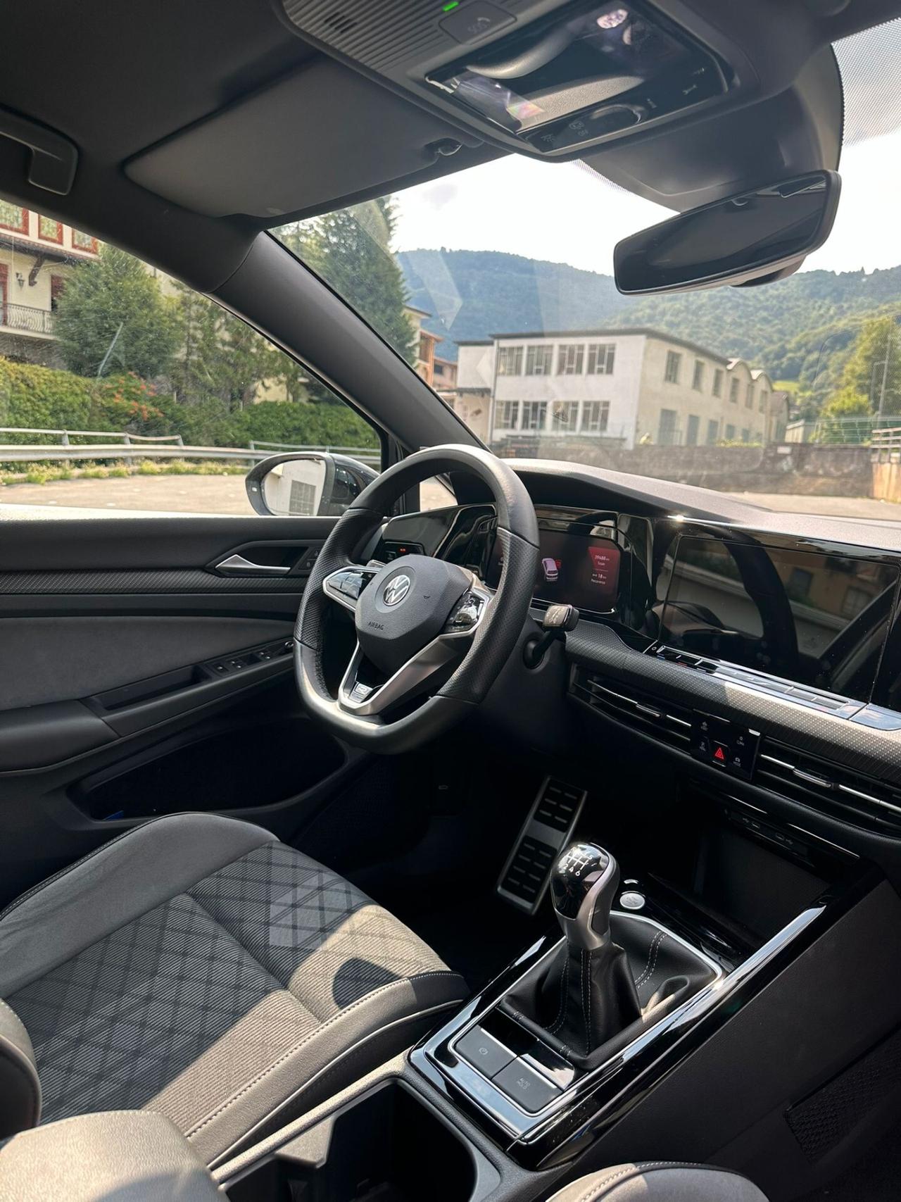 Volkswagen Golf 1.5 TSI EVO ACT R-Line